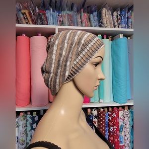 ▪️ Slouchy beanie hat